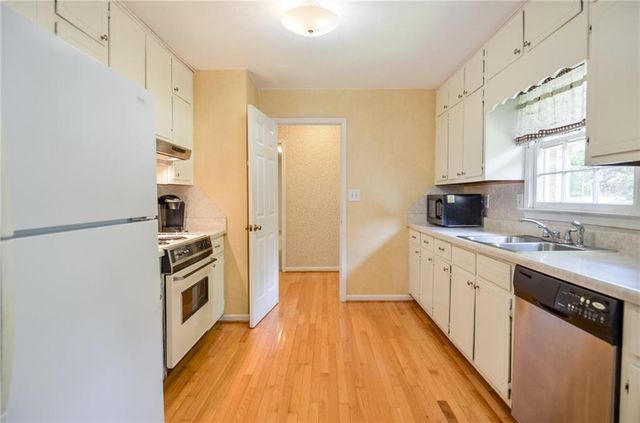 4465 Lisa Way NW, Lilburn, GA 30047