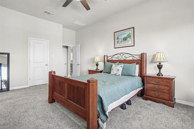 108 Finley ST, Hutto, TX 78634