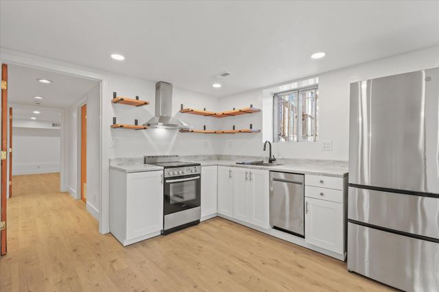 565 Hillcrest Circle, Etowah, TN 37331