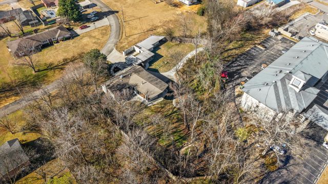 565 Hillcrest Circle, Etowah, TN 37331