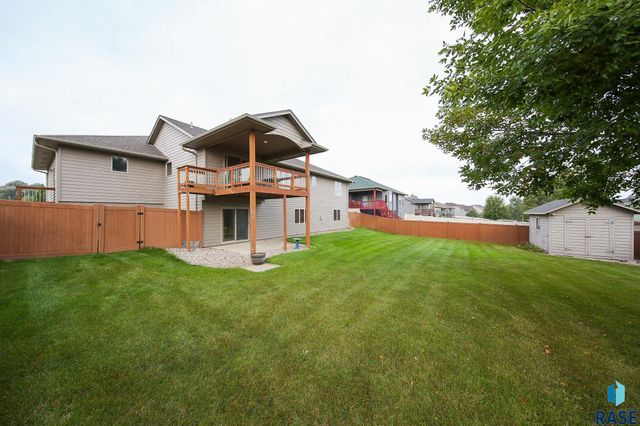 804 N Archer Dr Drive, Sioux Falls, SD 57103