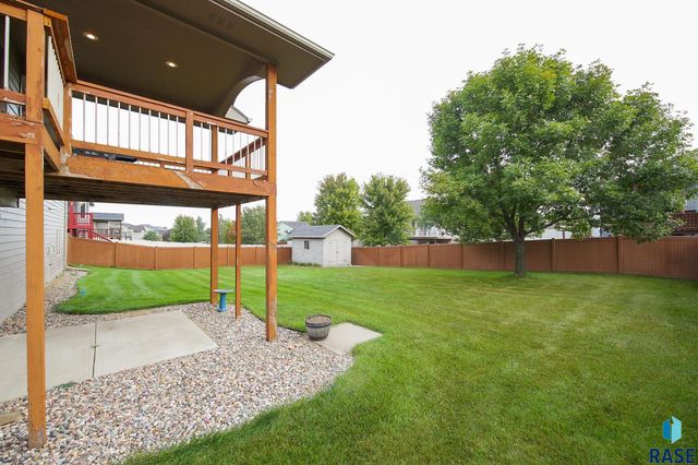 804 N Archer Dr Drive, Sioux Falls, SD 57103