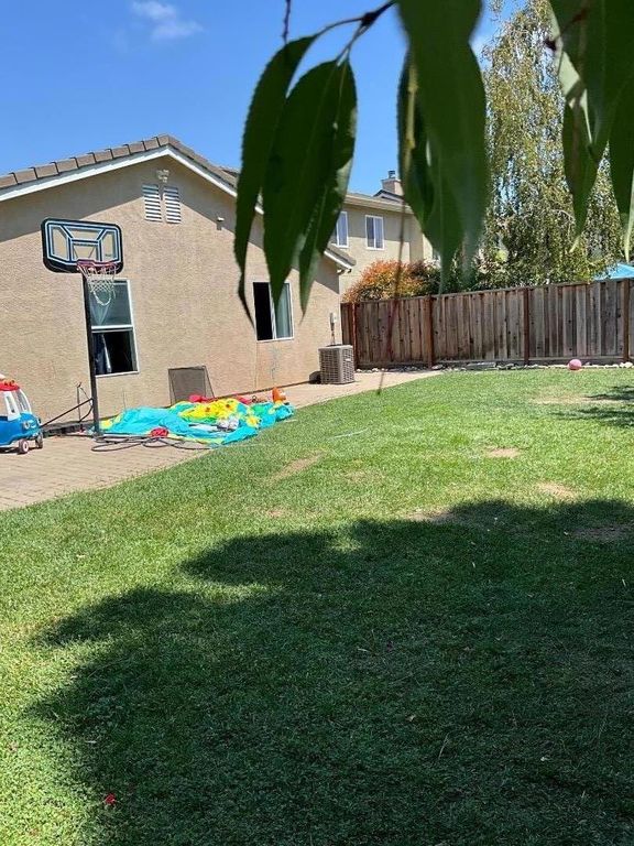 Image 19 of property listing at 2560 Glenview Drive, Hollister, CA 95023