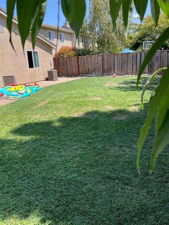 Image 20 of property listing at 2560 Glenview Drive, Hollister, CA 95023