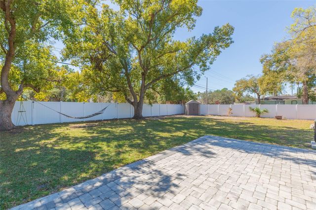 2307 LINCOLN COURT, Brandon, FL 33510