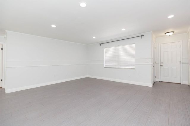 2307 LINCOLN COURT, Brandon, FL 33510