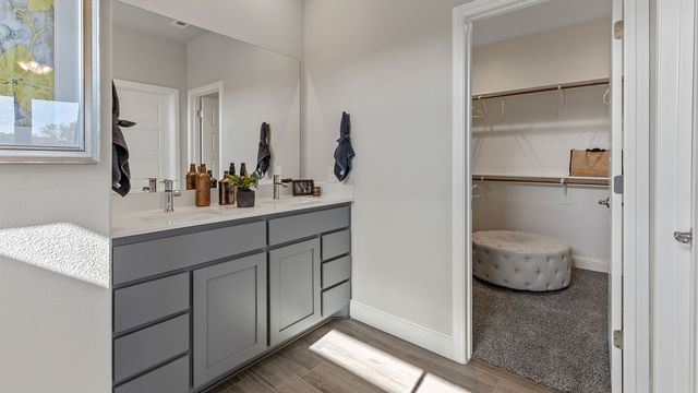 10861 BLOODSTONE Drive, Fort Worth, TX 76036