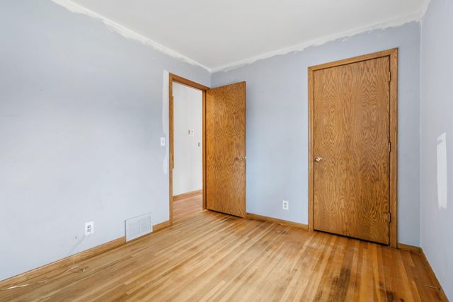 6089 Xylon Avenue N, New Hope, MN 55428