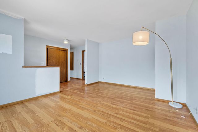 6089 Xylon Avenue N, New Hope, MN 55428