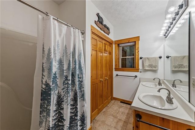 4396 Highway 382 W, Ellijay, GA 30540