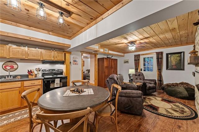 4396 Highway 382 W, Ellijay, GA 30540