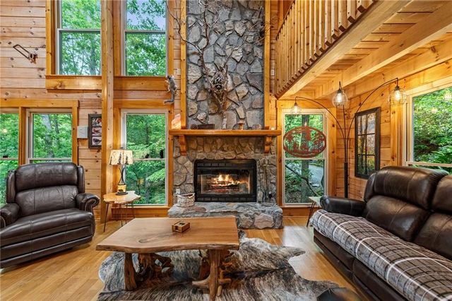 4396 Highway 382 W, Ellijay, GA 30540