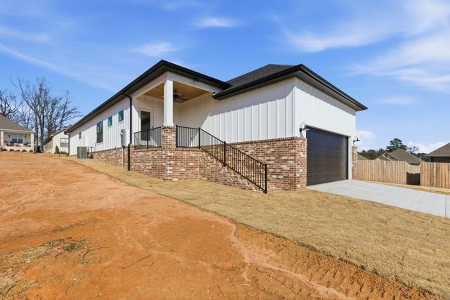 501 Court Street, Bryant, AR 72022