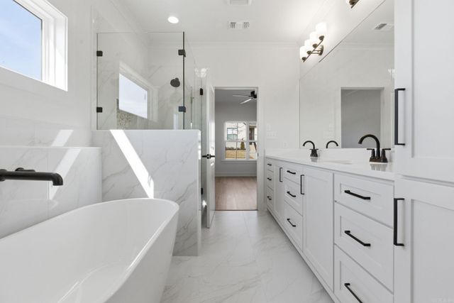 501 Court Street, Bryant, AR 72022