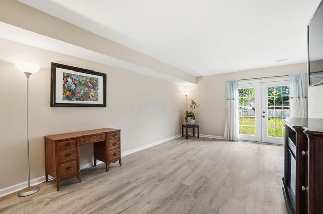 388 S Township Road, Pataskala, OH 43062