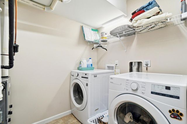 388 S Township Road, Pataskala, OH 43062