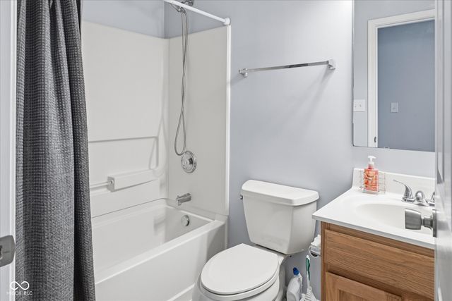 2165 Catchfly Drive, Plainfield, IN 46168