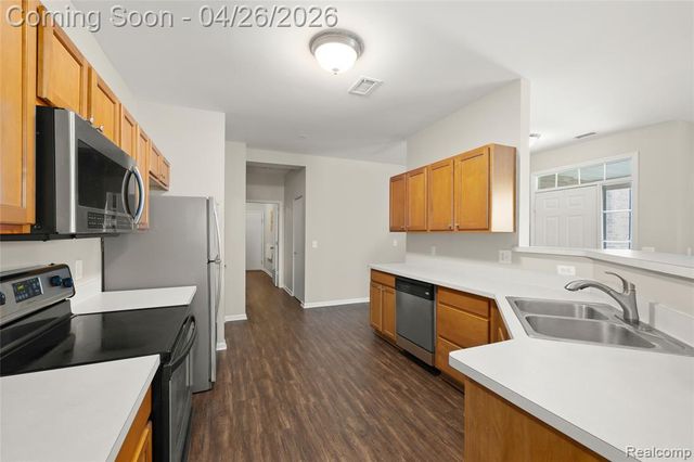 23366 Sunset Road, Taylor, MI 48180