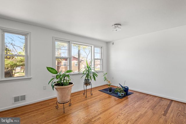 801 POCAHONTAS DR, Fort Washington, MD 20744