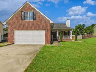 2820 Franzia Drive, Fayetteville, NC 28306