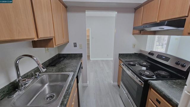 1446 Del Rio Cir, Concord, CA 94518