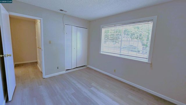 1446 Del Rio Cir, Concord, CA 94518