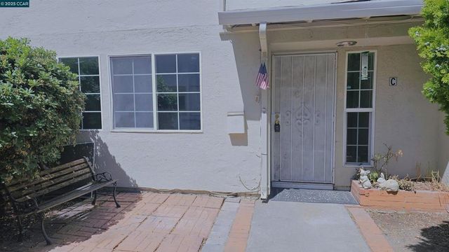 1446 Del Rio Cir, Concord, CA 94518