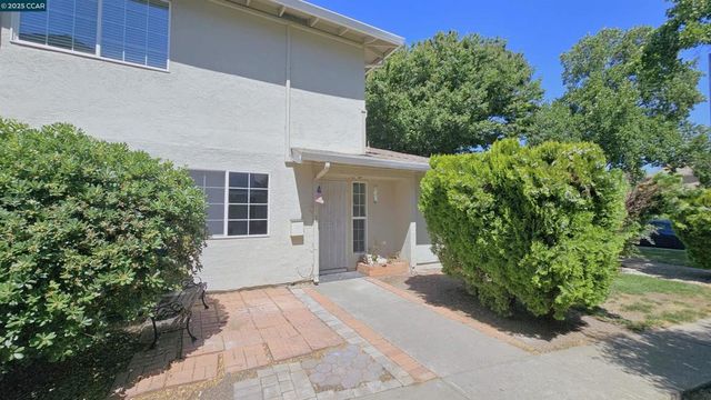 1446 Del Rio Cir, Concord, CA 94518
