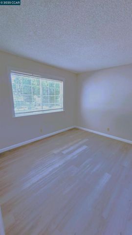 1446 Del Rio Cir, Concord, CA 94518