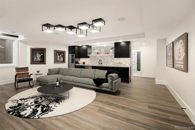 418 Steele Street, Denver, CO 80206