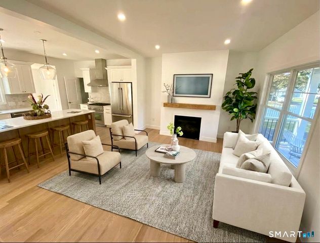 250 Szost Drive, Fairfield, CT 06824