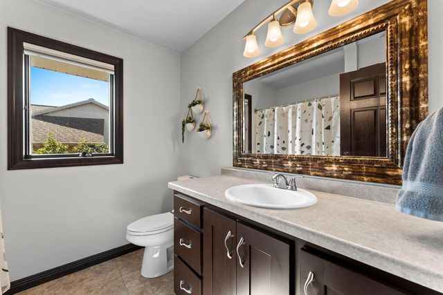 3708 HOOSIER WAY, New Franken, WI 54229