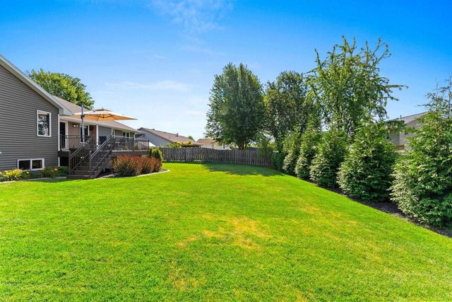 3708 HOOSIER WAY, New Franken, WI 54229