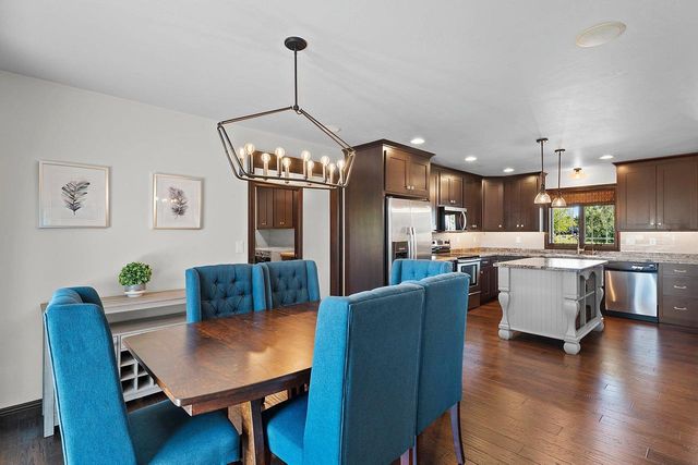 3708 HOOSIER WAY, New Franken, WI 54229