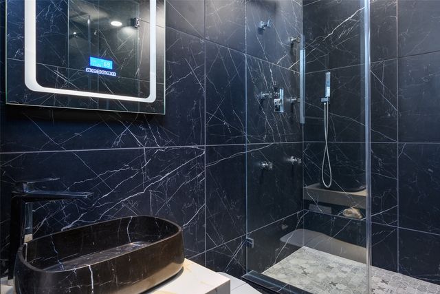 2200 Victory Avenue 2401, Dallas, TX 75219