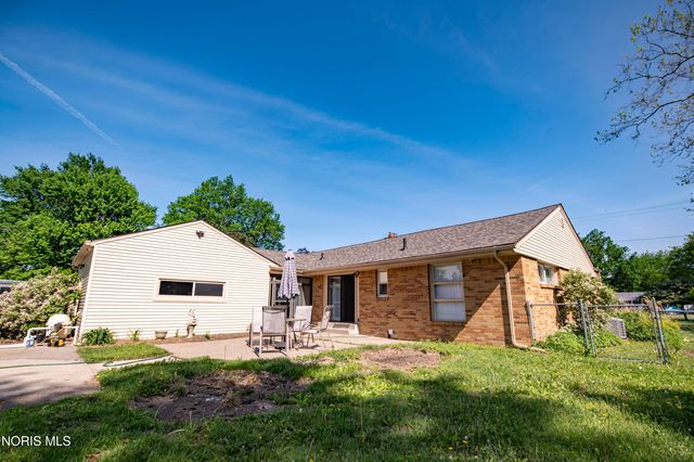 3760 Heatherdowns Boulevard, Toledo, OH 43614