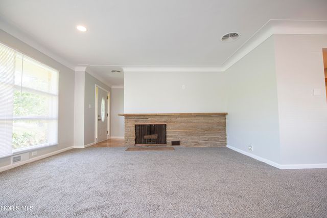 3760 Heatherdowns Boulevard, Toledo, OH 43614