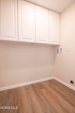 3760 Heatherdowns Boulevard, Toledo, OH 43614