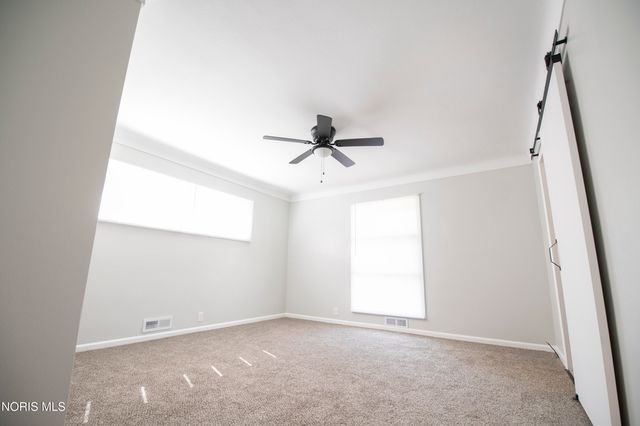 3760 Heatherdowns Boulevard, Toledo, OH 43614