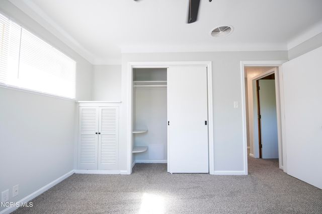 3760 Heatherdowns Boulevard, Toledo, OH 43614