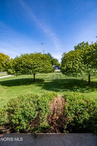 3760 Heatherdowns Boulevard, Toledo, OH 43614