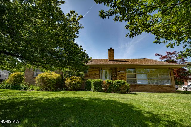 3760 Heatherdowns Boulevard, Toledo, OH 43614