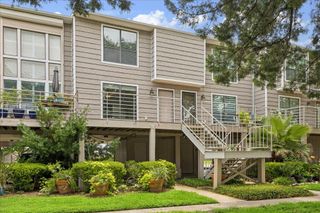 30 Lakewood Lane 30, Seabrook, TX 77586