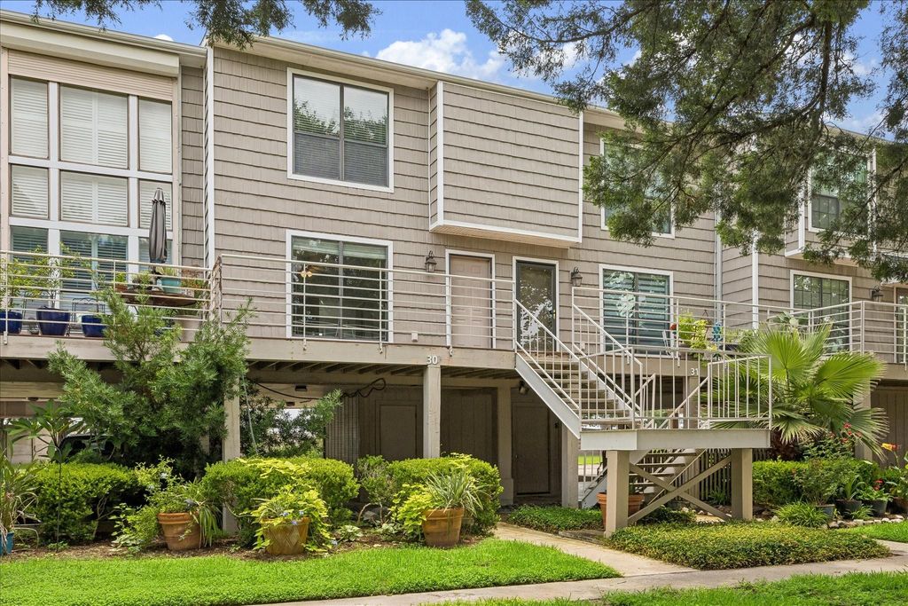 30 Lakewood Lane 30, Seabrook, TX 77586