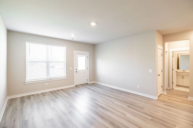 3107 Lamond Dr, Gallatin, TN 37066