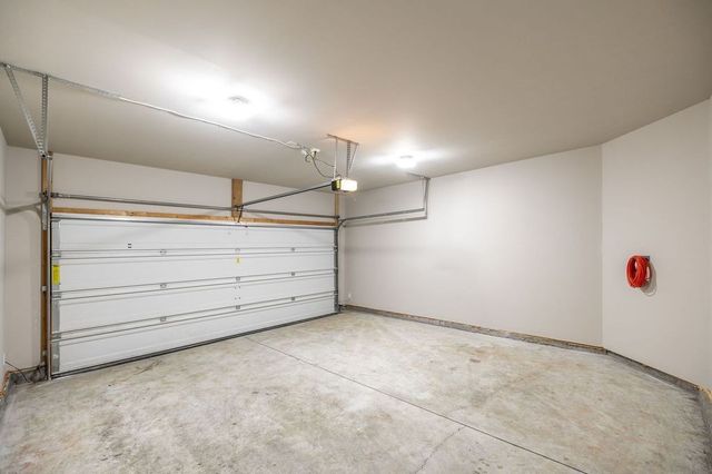 3107 Lamond Dr, Gallatin, TN 37066