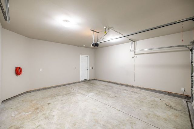 3107 Lamond Dr, Gallatin, TN 37066