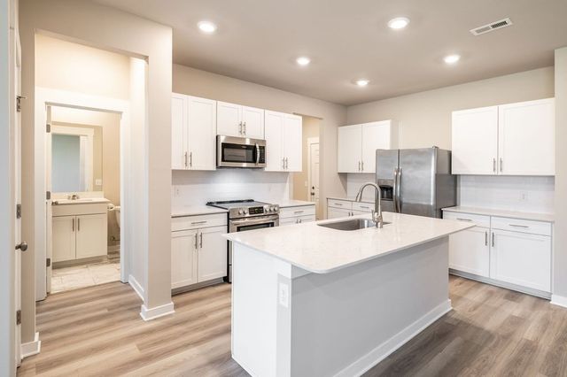 3107 Lamond Dr, Gallatin, TN 37066