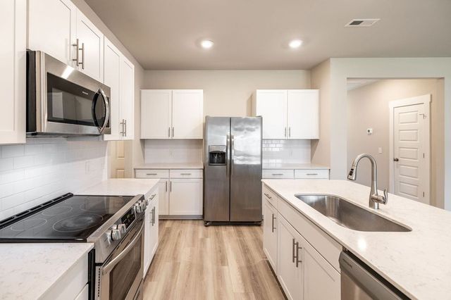 3107 Lamond Dr, Gallatin, TN 37066