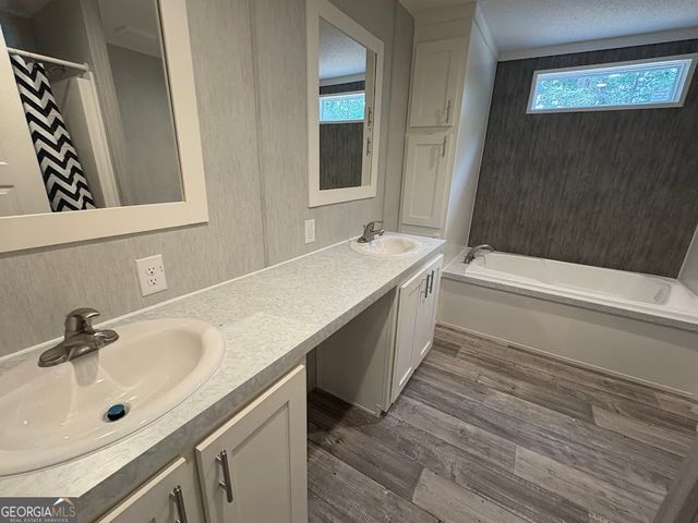 180 Tanglewood Drive, Hartwell, GA 30643